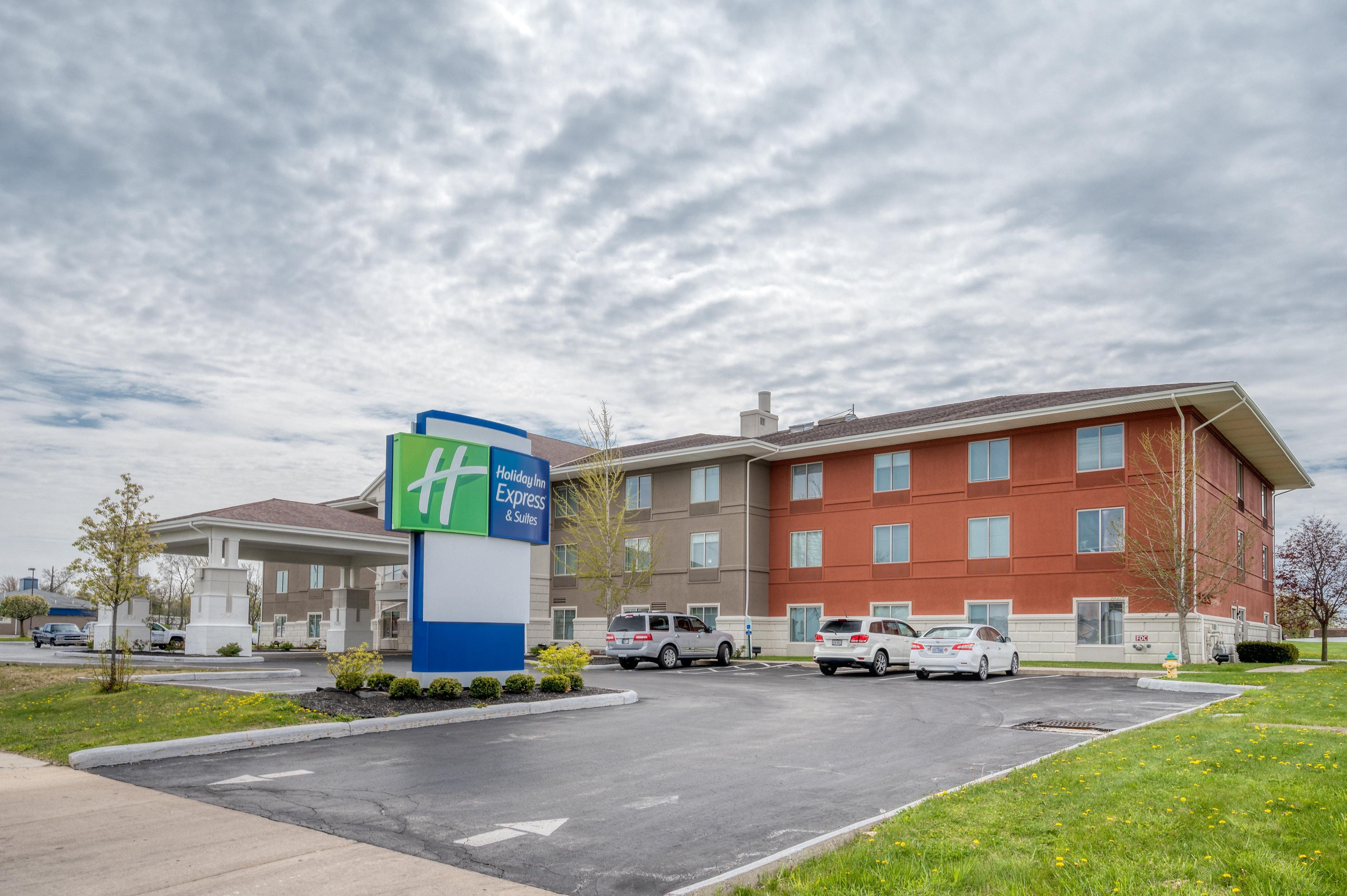 Holiday Inn Express Hotel & Suites Greenville By Ihg Exterior photo