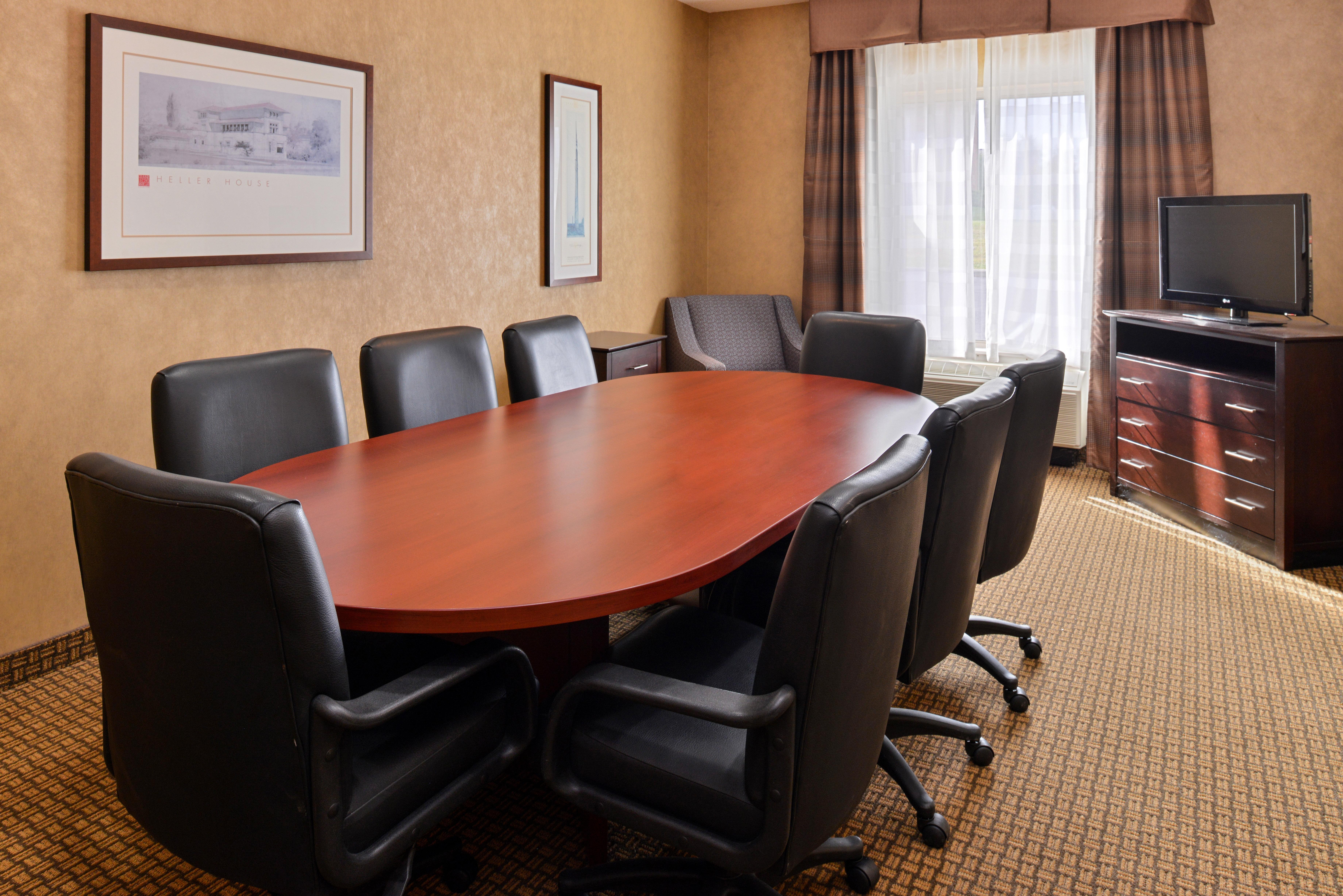 Holiday Inn Express Hotel & Suites Greenville By Ihg Exterior photo